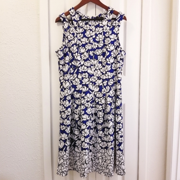 Floral Dress by I LE New York - Picture 2 of 14